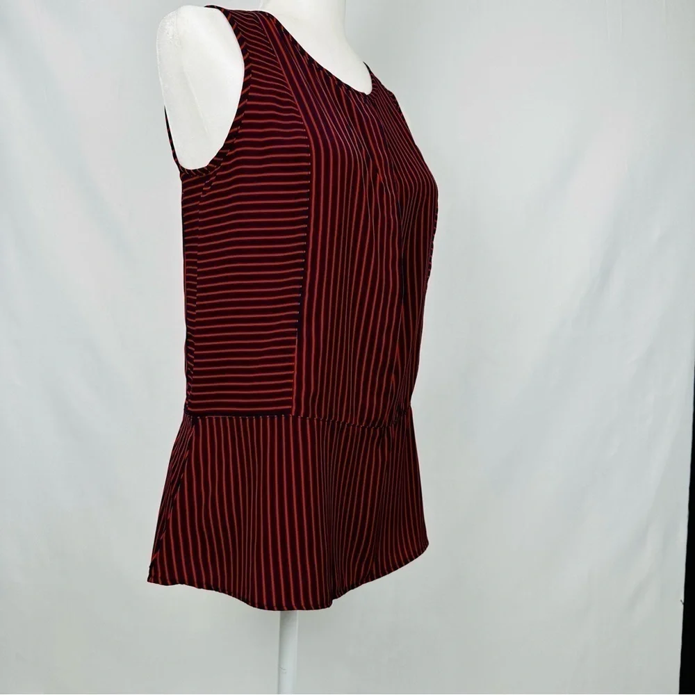 Tommy Hilfiger - Red and Blue - Sleeveless Button up Blouse Size:  S/P - Picture 4 of 10